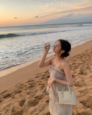 인생샷 건지는👙🏖️휴양지 코디
추운 겨울을 벗어나 따뜻한 휴양지에서는 이렇게❤️ 이미지
