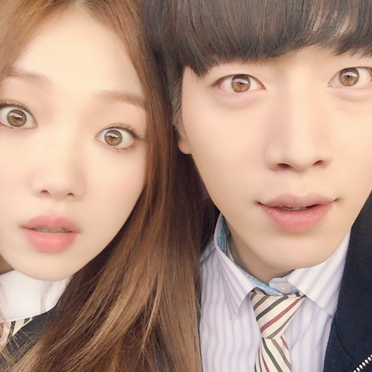 찐 남매같은 이들의 케미💕

드라마나 영화 속에서 실제 남매처럼 보일 정도로 케미가 좋았던 배우들이 종종 있는데요. 그 중에서도 남매 케미가 최고였던 배우들을 소개해 드릴게요.

1. 치즈인더트랩 - 서강준 x 이성경
2. 파일럿 - 조정석 x 한선화
3. 스터디그룹 - 신수현 x 박윤호 이미지2