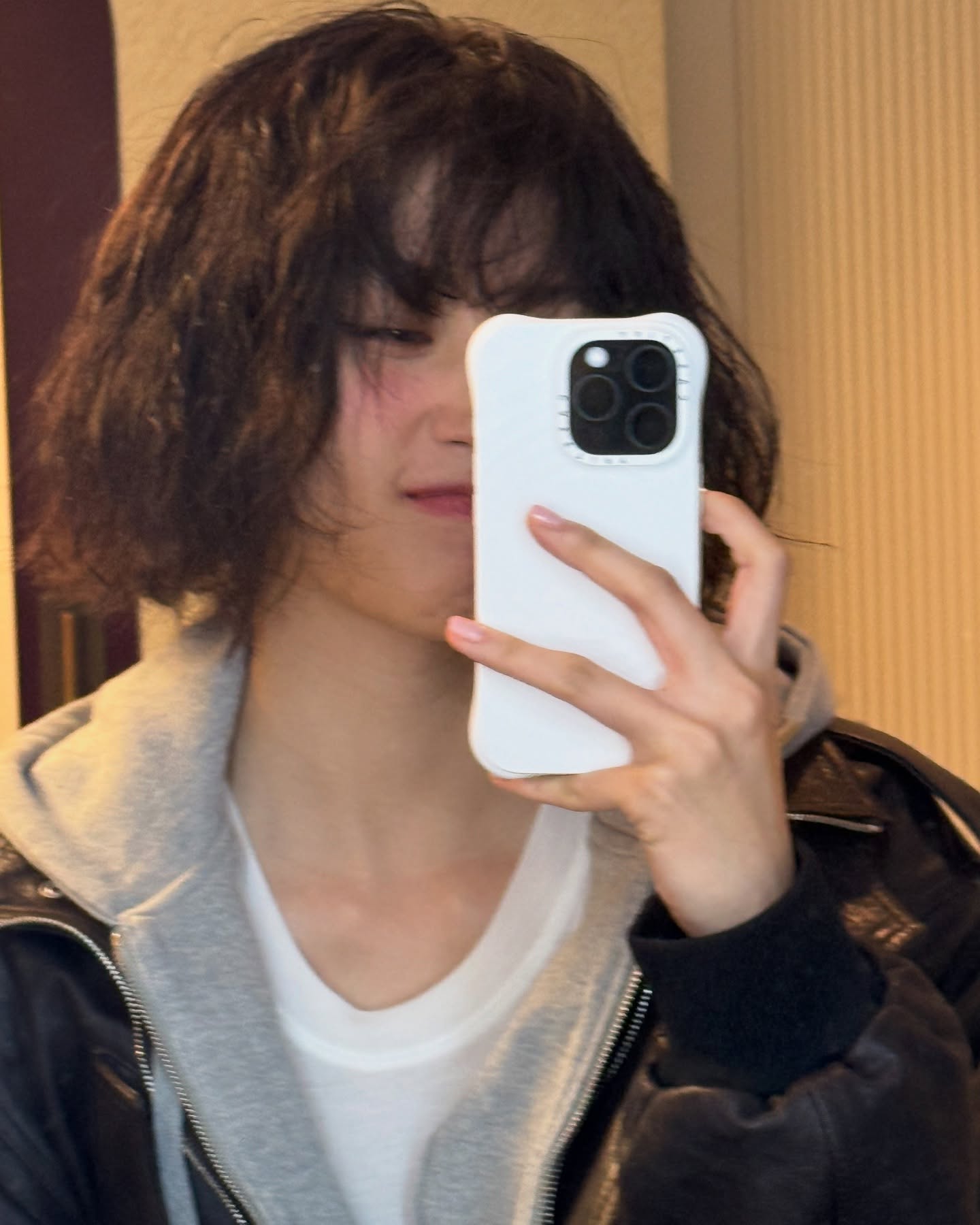 충격실존🚨문가영 단발
칼단발로 포스있다가 부스스펌 들어가니 멍뭉미 가득❤️ 이미지7