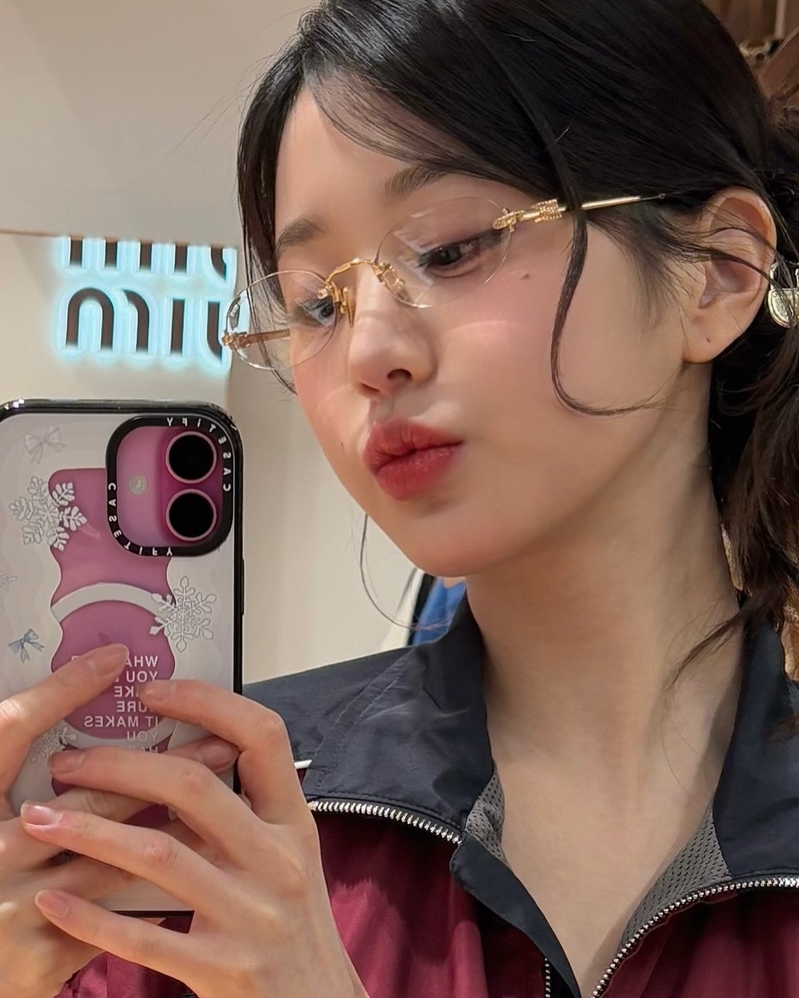 장원영, 안경도 찰떡이잖아💗 이미지