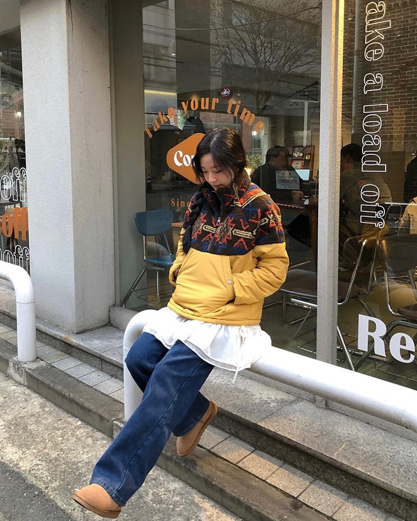 이제는 두 장씩 겹쳐 입어 주세요🩵 이미지
