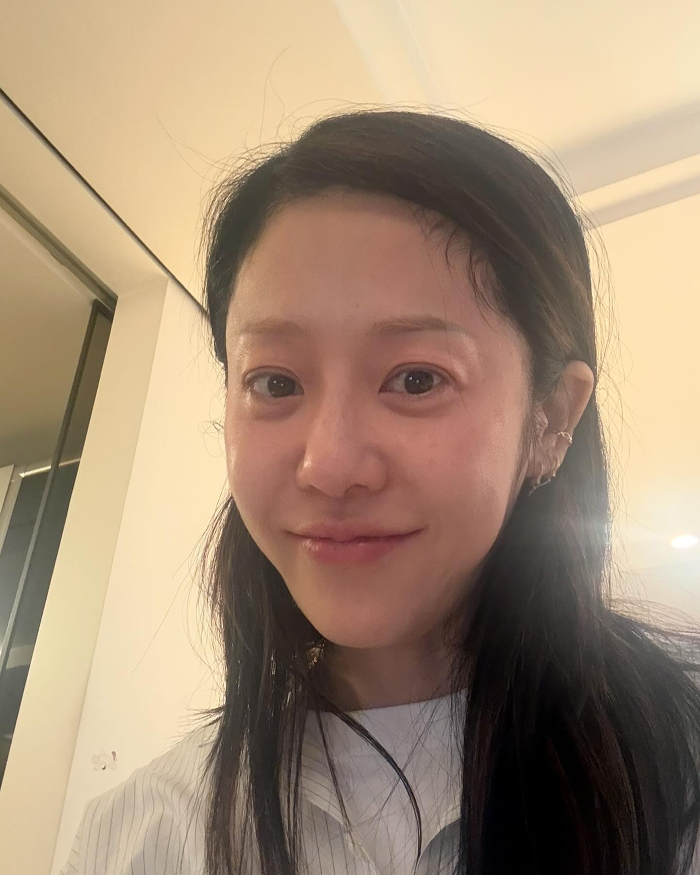 고현정, 스태프들에게 선물 쐈다🎁 이미지