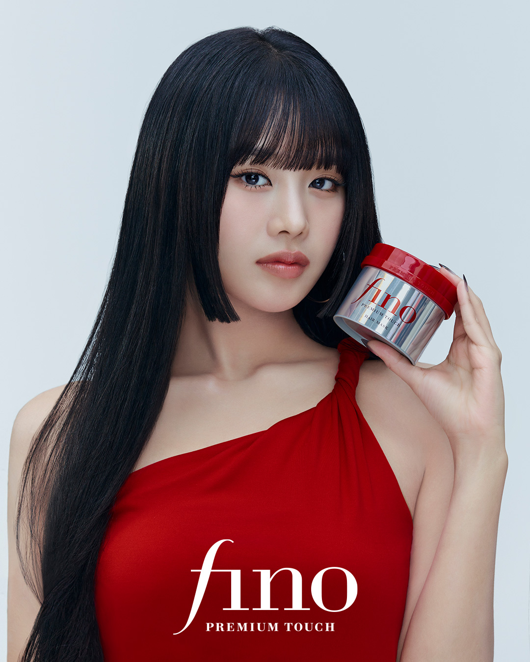 키스오브라이프 x 피노🩶️
키오프의 레전드 머릿결, 관리법?!💆🏻‍♀️ 피노✨ #광고

키스오브라이프가 헤어 브랜드 피노와 함께한 신규 화보를 공개했습니다.

강렬한 무대에서도 키오프만의 흐트러짐 없는 다양한 스타일은 피노로 완성이 되…🖤 MZ의 아이콘 키오프 PICK! 헤어케어템을 소개할게요.

- 피노 젤리헤어팩: 쫀쫀한 젤리 제형으로 모발 한 올 한 올 영양 착-붙케어
- 피노 프리즘오일: 영양감 있는 제형으로 윤기 케어
- 피노 에어리오일: 가볍고 산뜻한 제형으로, 수시로 덧발라도 부담 없는 데일리 케어

3월 1일부터 7일까지 진행되는 #올영세일 에서 최대 24% 할인 혜택으로 만나볼 수 있습니다.

다가오는 봄,피노와 함께 눈부신 머릿결로 스타일의 완성도를 높여보세요!✨ 이미지6