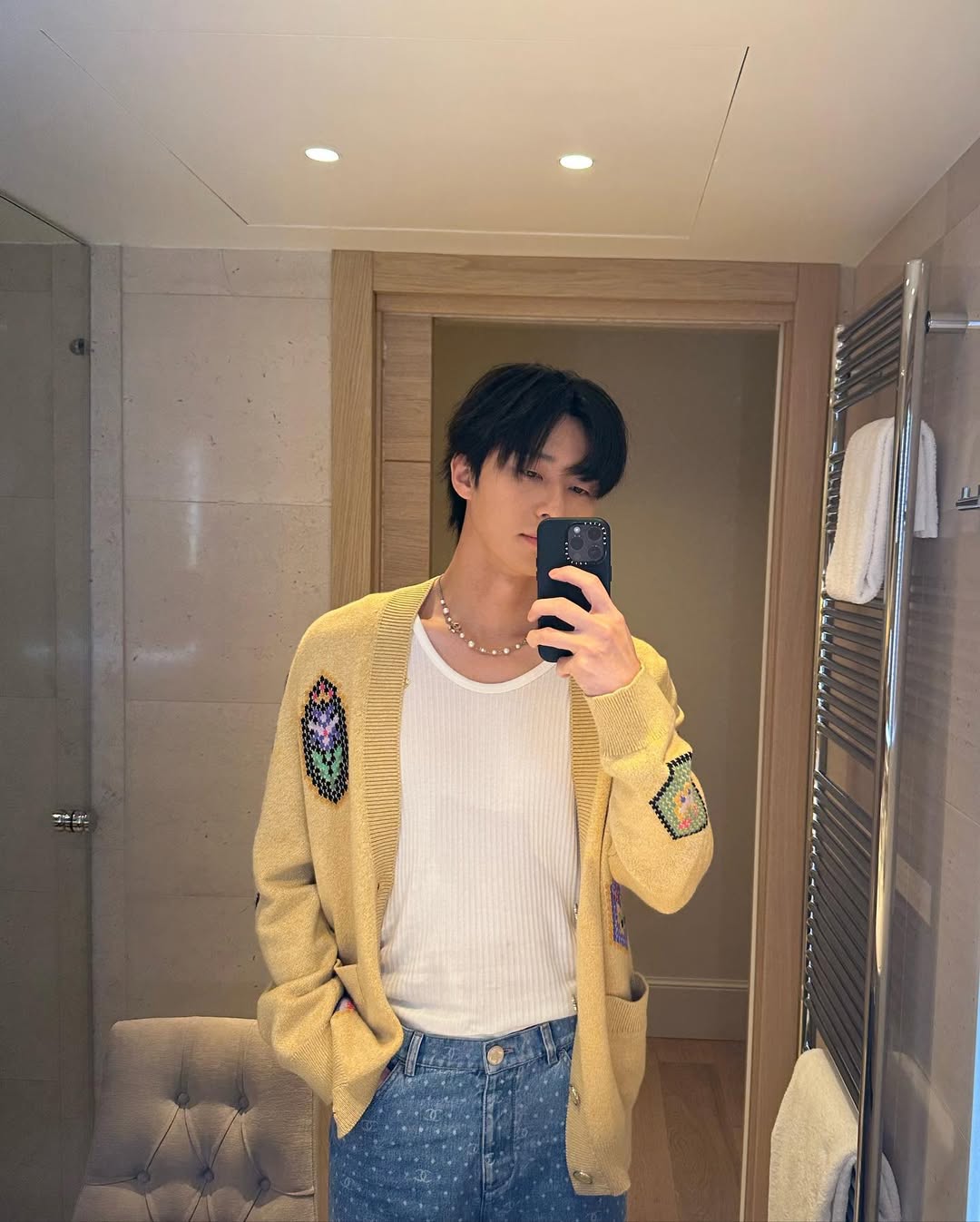 오버핏 가디건으로 훈훈하게🧶 이미지