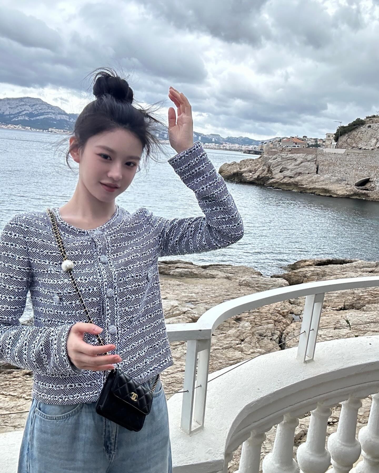 트위드 자켓은 바지와 함께👖✌🏻
하객룩으로도 활용 가능한 휘뚤마뚤템 @트위드자켓 이미지