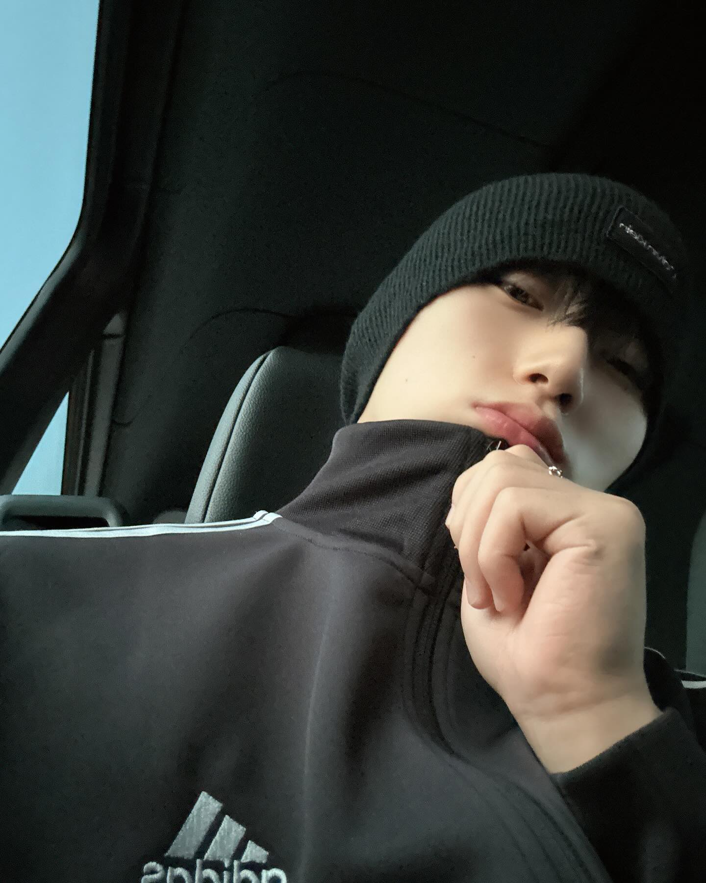 취향 많은 남성미 폭발 짐승돌3❤️‍🔥

남성미가 돋보이고, 특유의 섹시한 매력이 느껴지는 이 스타일은 은근히 많은 분들의 이상형으로 꼽히곤 하는데요. 그렇다면, 짐승미가 돋보이는 셀럽들은 누구일지 함께 알아볼까요?🔥

1. 몬스타 엑스 셔누
2. 에이티즈 최산
3. 백호 이미지5