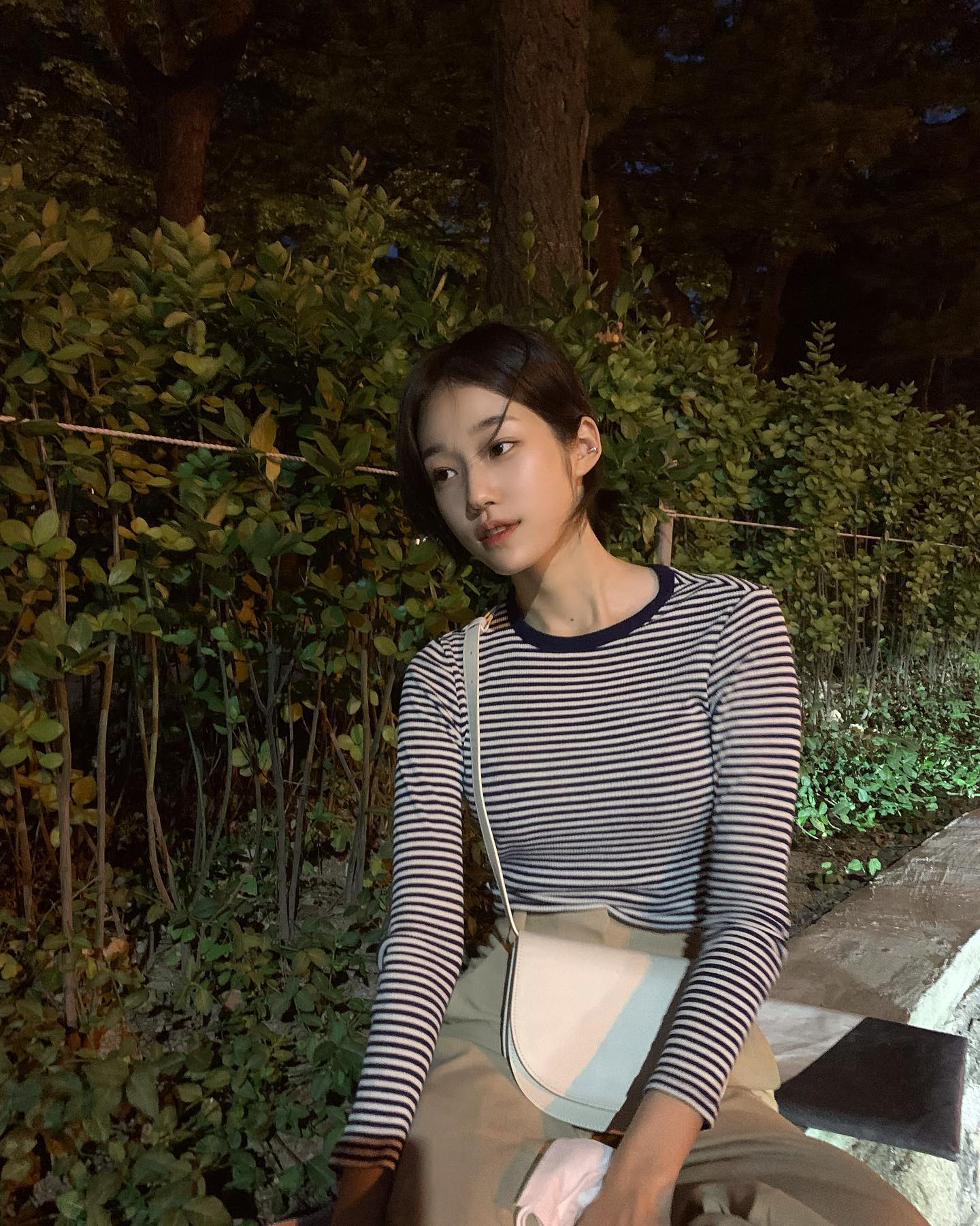 미대선배미 낭낭한 노윤서❤️
기억해 강의실에서 떠들다 혼나게 됐는데 언니만 그림인 척해서 나만 혼났잖아...
노윤서 미대언니미 뿜뿜하는 봄 데일리룩 사진 모음.zip🫧 이미지