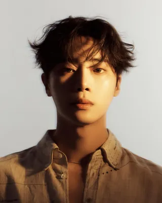 추영우, 2월 드라마 배우 브랜드 평판 1위
넷플릭스 '중증외상센터'는 물론 JTBC '옥씨부인전'을 통해 큰 인기를 얻고 있는 배우 추영우가 2월 드라마 배우 브랜드 평판 1위에 올랐습니다.
한국기업평판연구소는 2025년 1월 13일부터 2025년 2월 13일까지 방영한 드라마에 출연중인 배우 50명의 브랜드 빅데이터 120,769,079개를 소비자들의 브랜드 참여량, 미디어량, 소통량, 커뮤니티량으로 측정하여 브랜드평판 알고리즘으로 지수화했는데요.
최근 큰 인기를 얻어 화제가 된 것이 추영우가 1위에 오를 수 있는 원동력으로 분석됩니다.
한편 2월 드라마 배우 브랜드 평판 2위로는 이준혁, 3위에는 차주영이 이름을 올렸습니다. 이미지