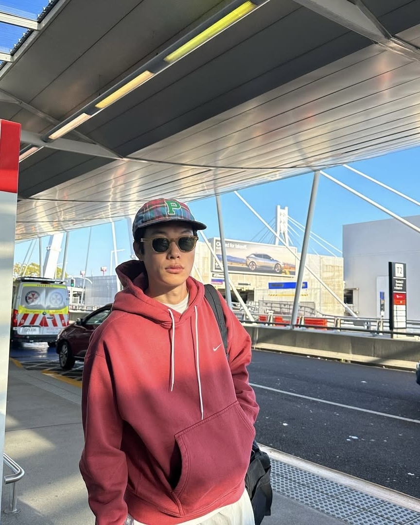 요즘은 일자챙이 대세임🧢 이미지