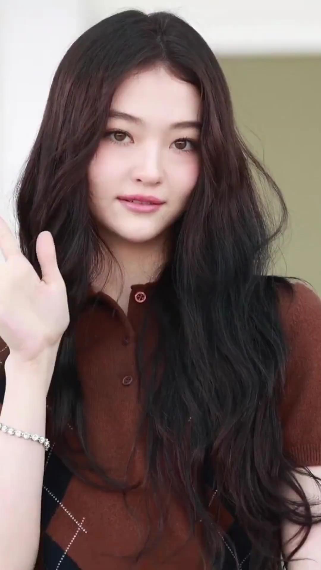 볼수록 오묘하고 매력있네🐈 이미지