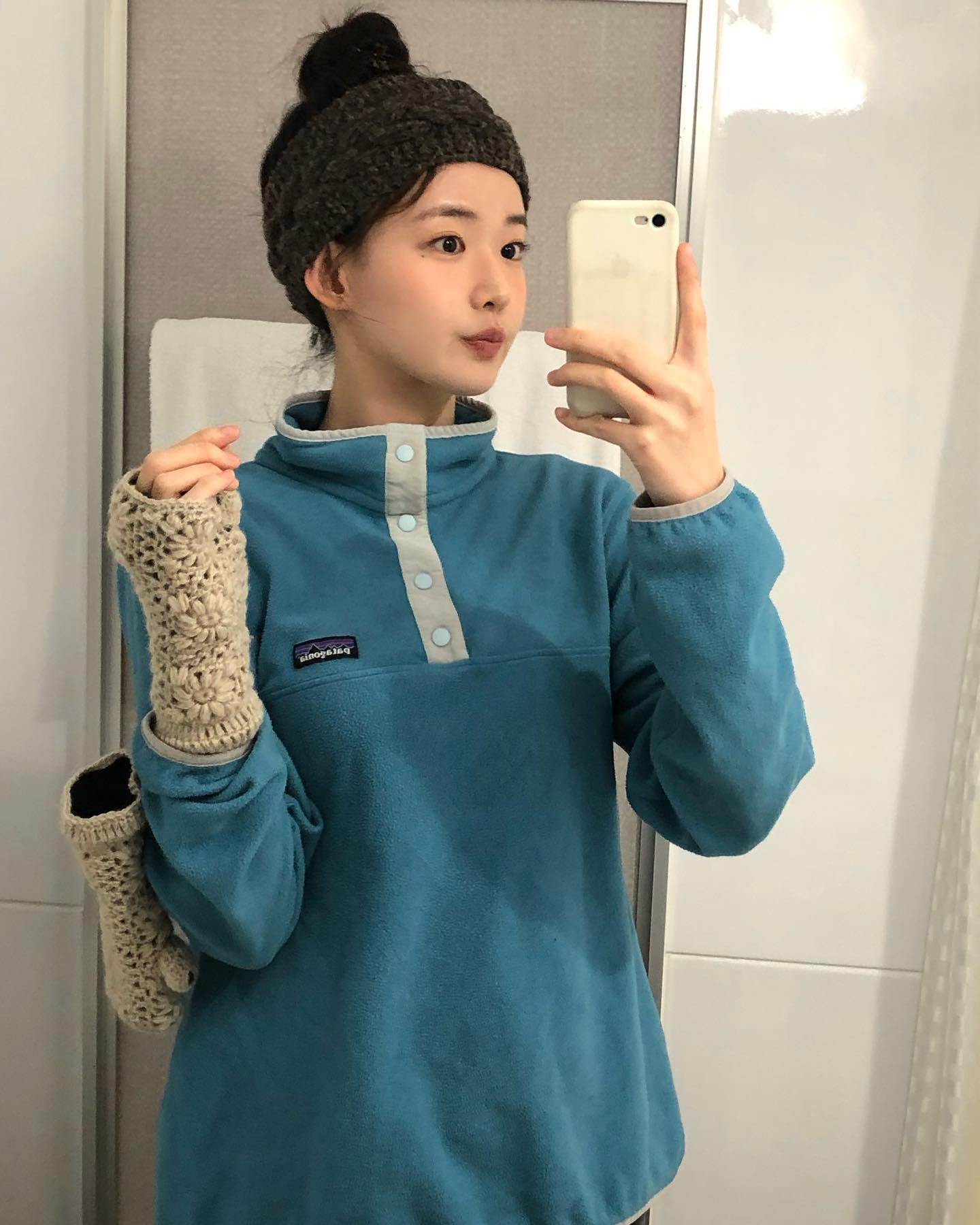 최윤지의 사복 단골 컬러🩵🦋
산뜻한 블루 컬러로 포인트 더하기✔️ 이미지3