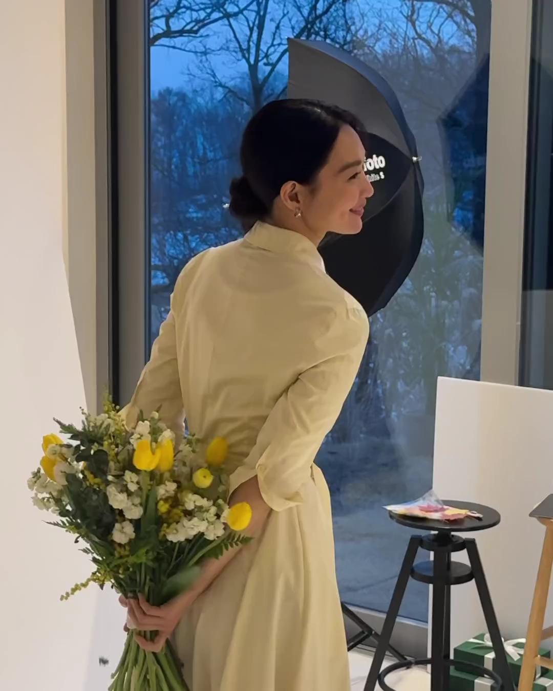 아 예뻐💛🩷봄 같은 민아언니
원피스 미모, 셔츠코디👗👔러블리해서 다 좋아여 이미지