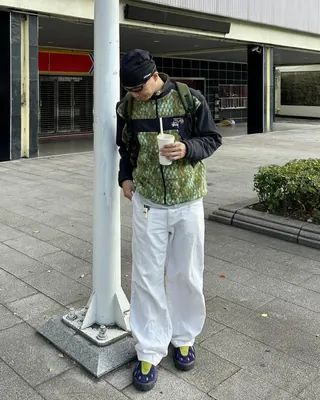 봄엔 칙칙한거 말고 패턴 플리스🦚 이미지