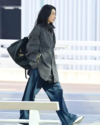 본새나는 블랙코디🖤김서형 이미지