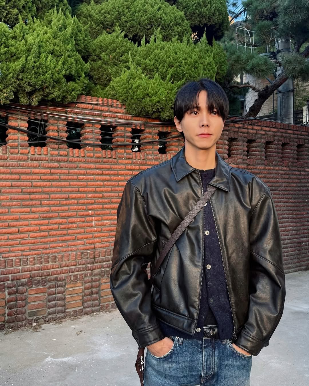 봄엔 싱글 레더자켓🪵 이미지