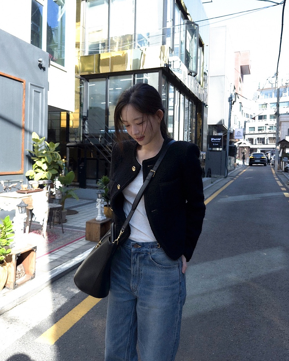 봄 필수템 블랙 트위드🖤
하객룩, 데이트룩으로 휘뚜루 입기 좋아 이미지