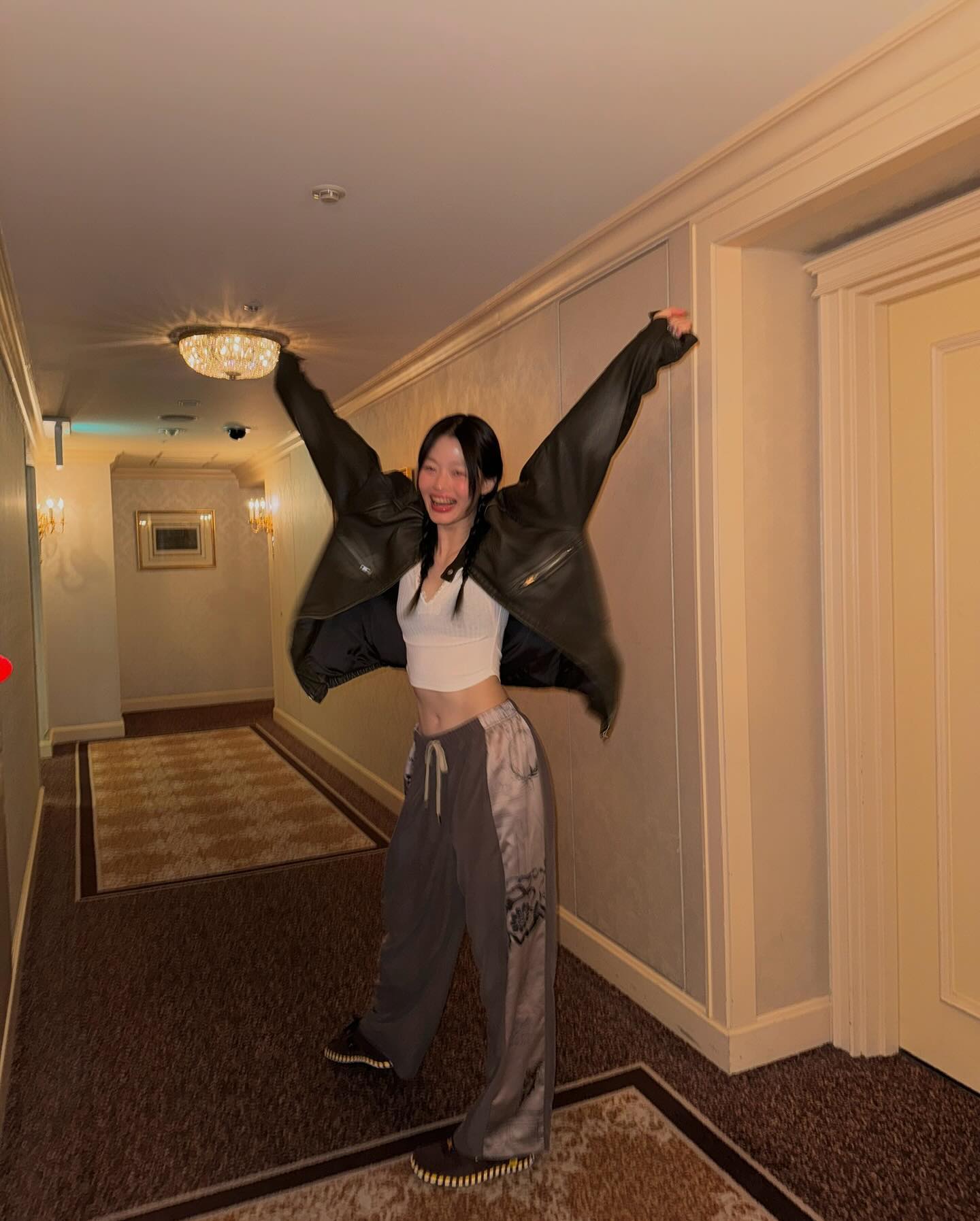 크롭티 입을 그 날을 위해..⭐️
슬슬 더워지니깐 @복근준비 이미지