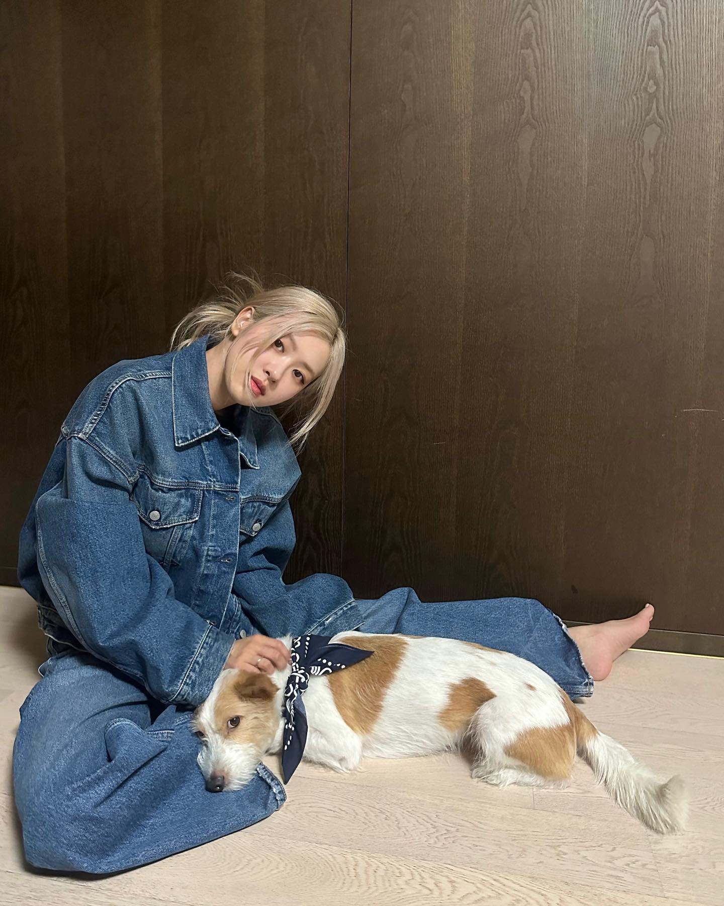 간절기에 딱! 셀럽의 청청룩👖💙 이미지1
