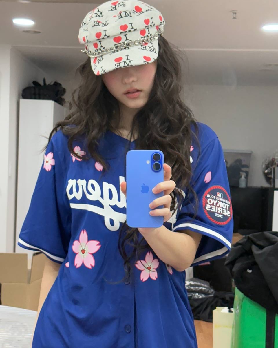 MLB 도쿄 시리즈 입은 NJZ⚾️
무라카미 다카시 x MLB 한정판 콜라보 유니폼🌸소장각 이미지5
