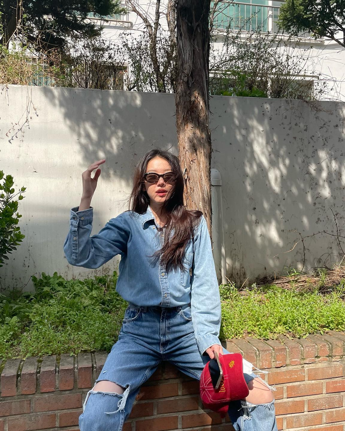 간절기에 딱! 셀럽의 청청룩👖💙 이미지3