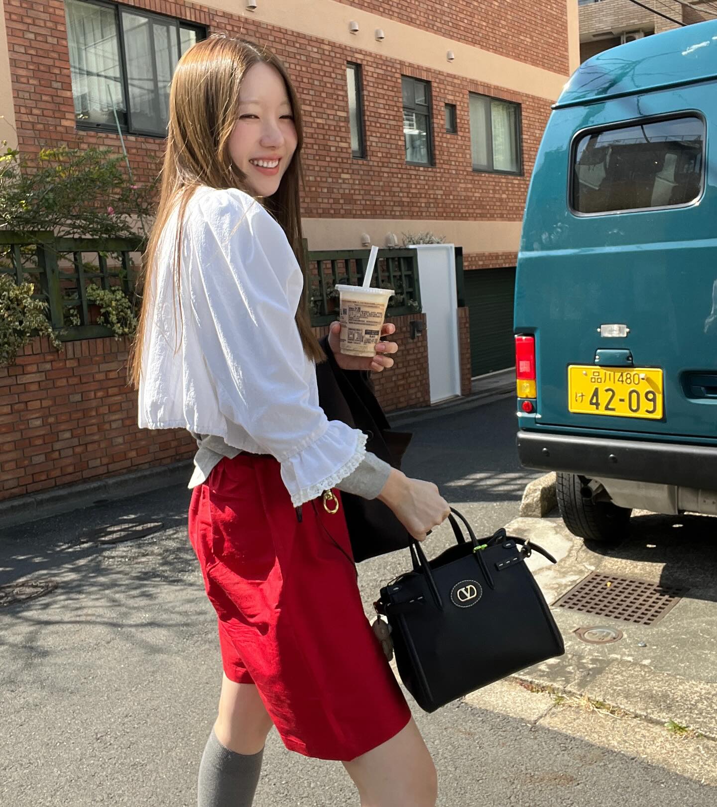 데이트룩에 딱인 @블라우스🌻
올 봄엔 이거 입고 썸타자💛 이미지7