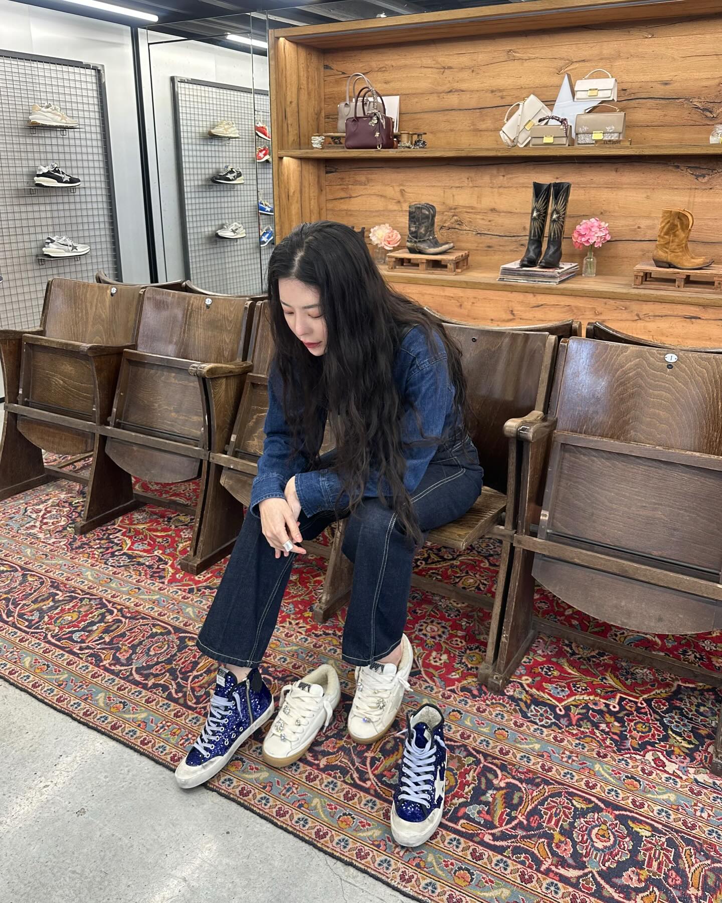 간절기에 딱! 셀럽의 청청룩👖💙 이미지7