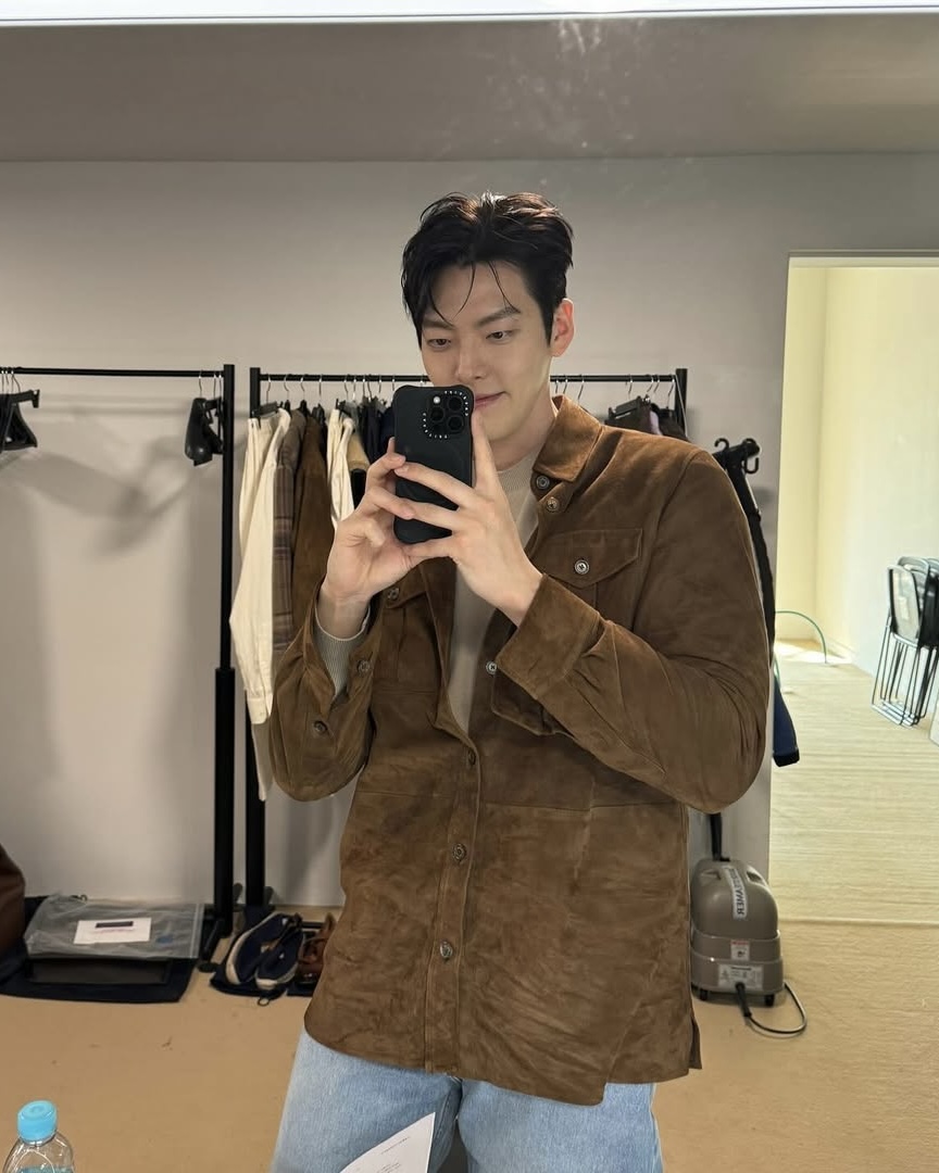 브코운 가죽은 봄에🍫 이미지7