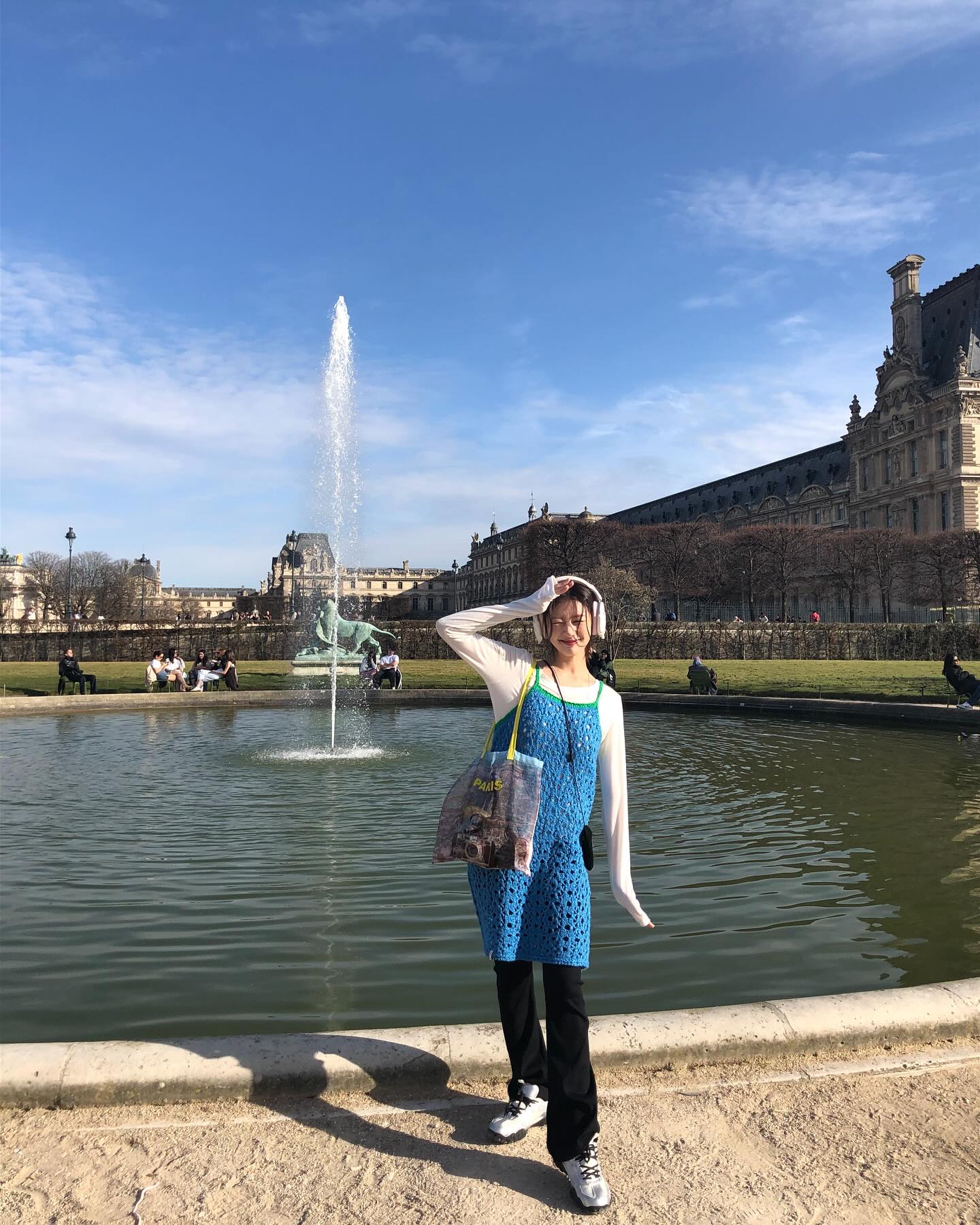 여행은 편한 맛💙정소민의 여행룩
따라 하기 쉬운 꾸안꾸 여행룩 코디 참고✔️ 이미지2