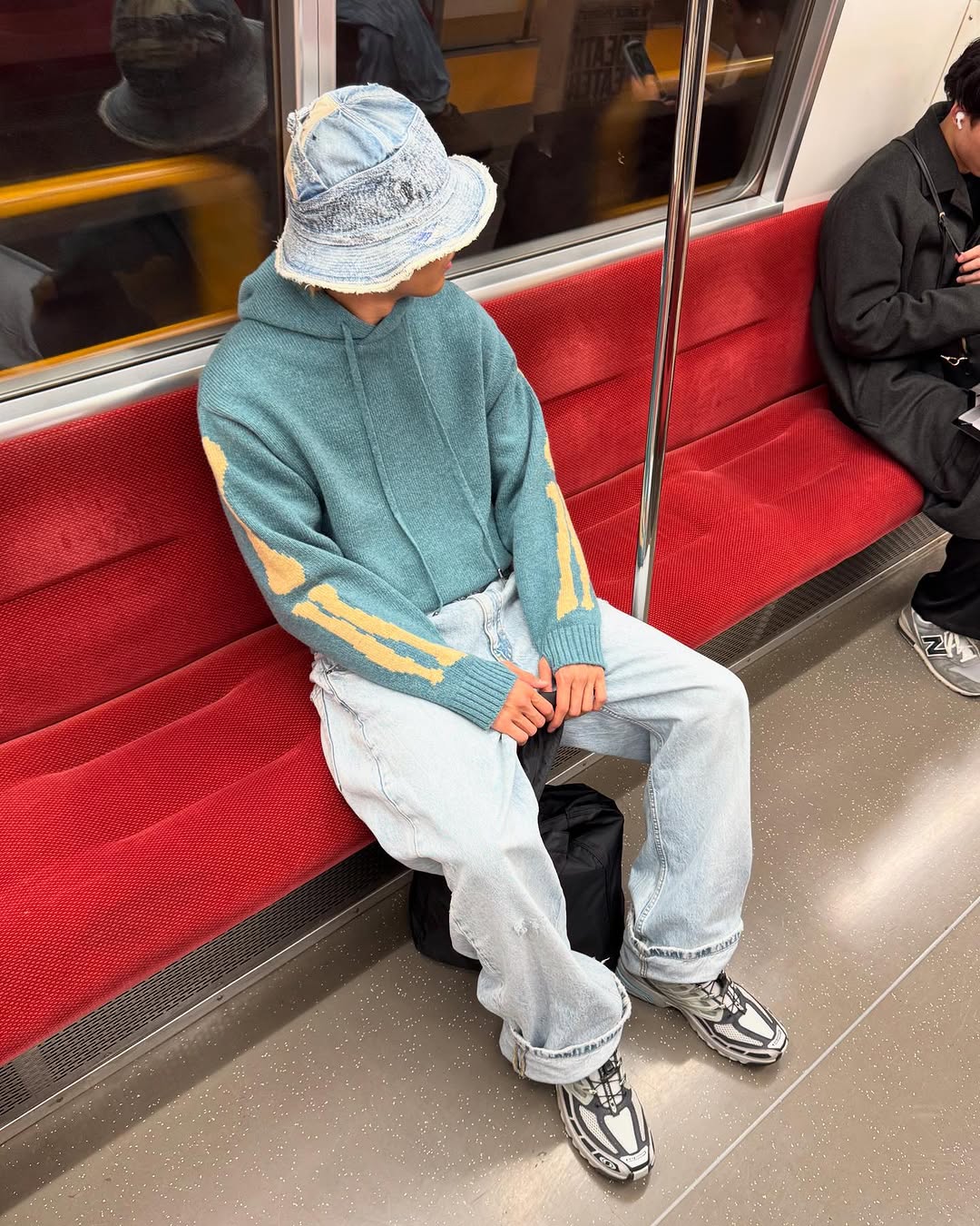뼈 디테일 존재감 있네🦴 이미지4