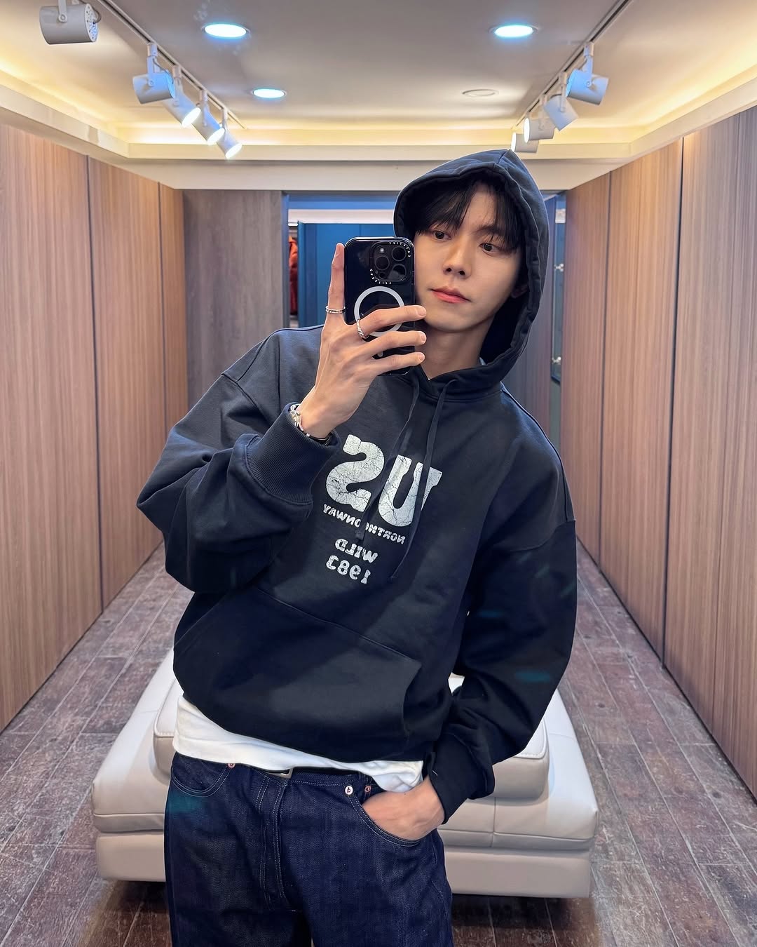 후드에 청바지면 됨👻 이미지6