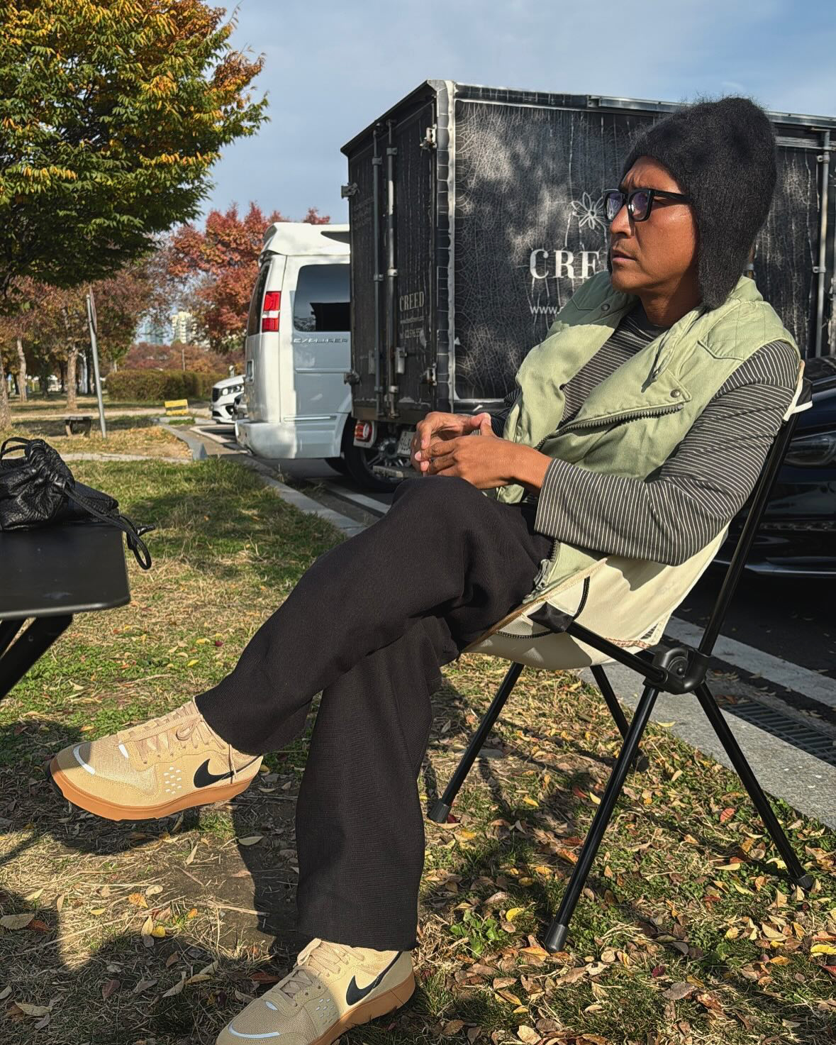 옷 잘 입는 카페 사장님🐪☕️
스트릿과 미니멀 조합 장인😎 이미지7