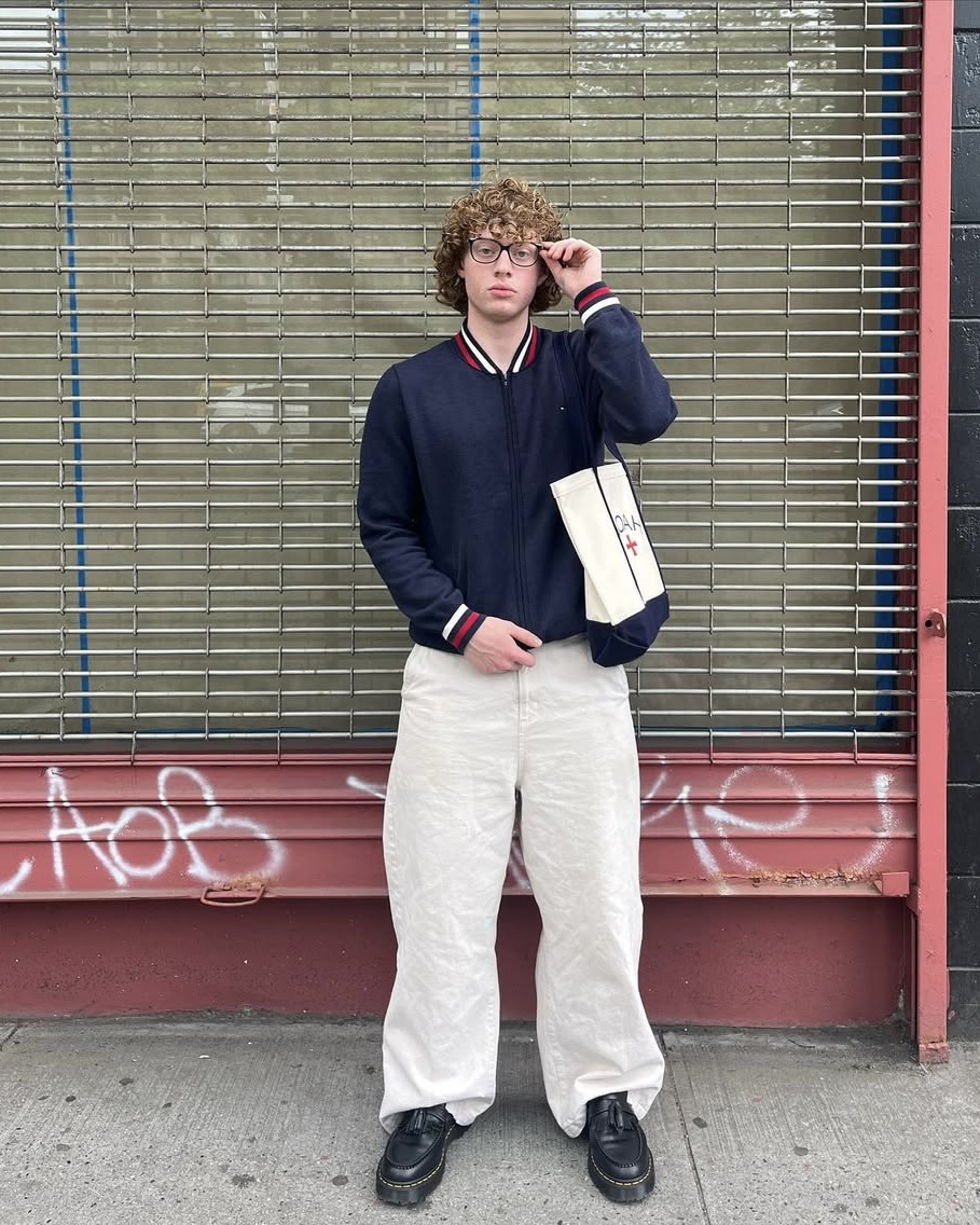 봄엔 막 굴리는 에코백 하나쯤👜 이미지