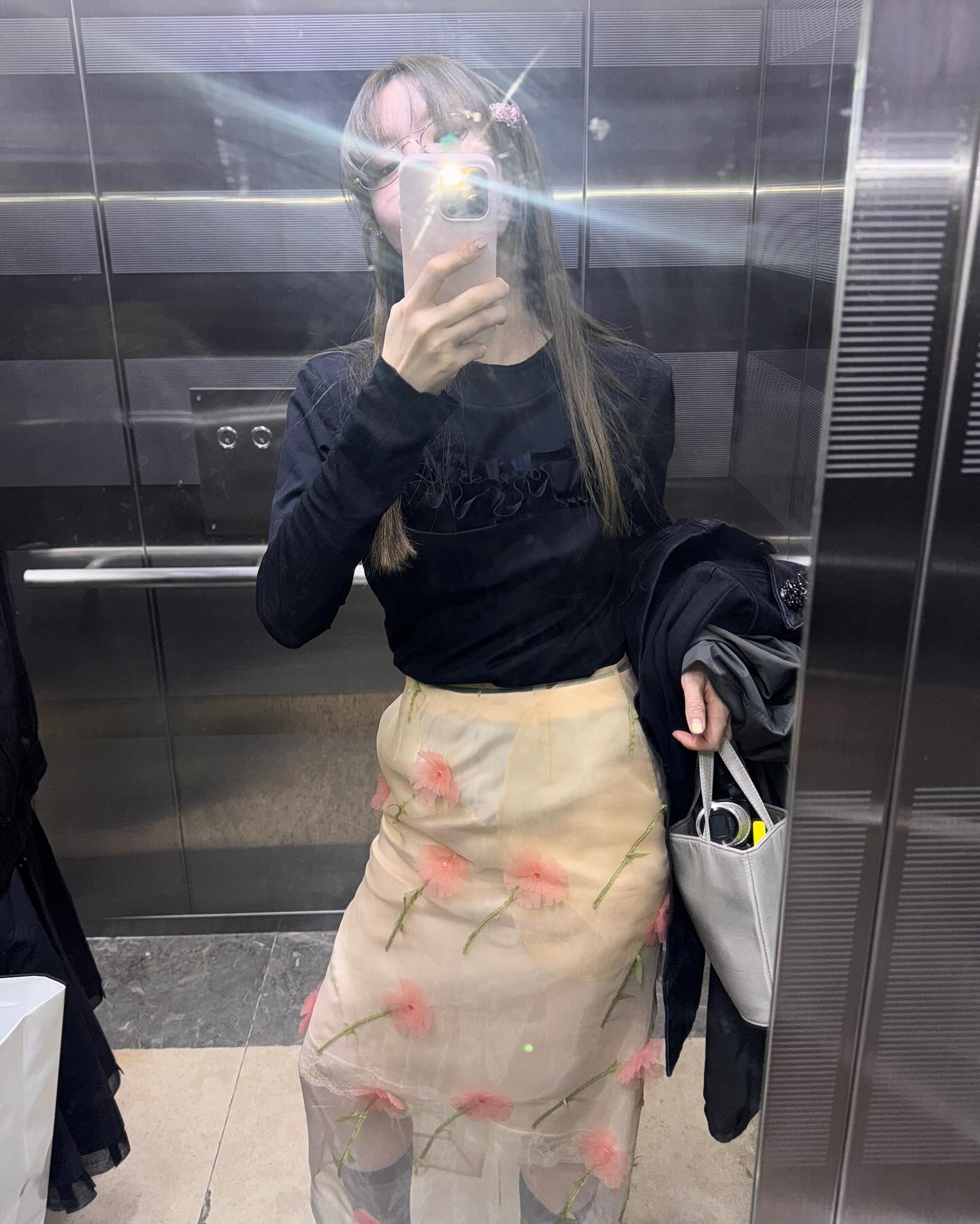 벚꽃 나들이룩은 롱스커트로🌸 이미지7