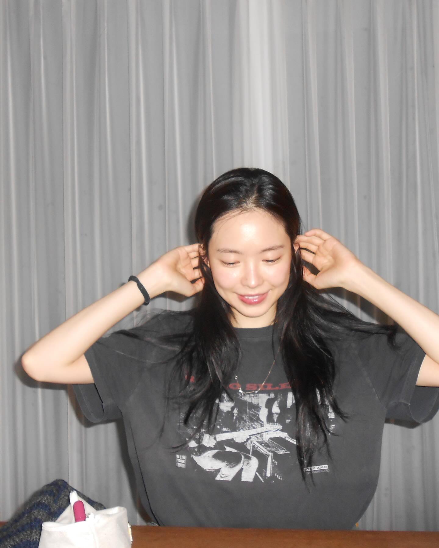 슬슬 준비하는👚프린팅 반팔티
과하지 않은 프린팅으로 포인트 주기✔️ 이미지