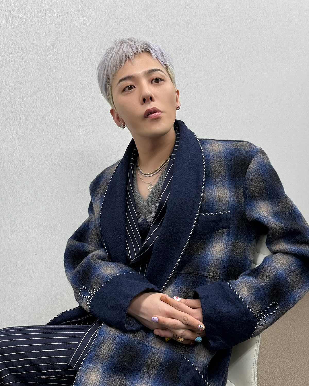 GD 카이스트 강단 준비 과정👀
무대 위 천재에서 지식의 아이콘까지📚 넘사벽 활동량 이미지4