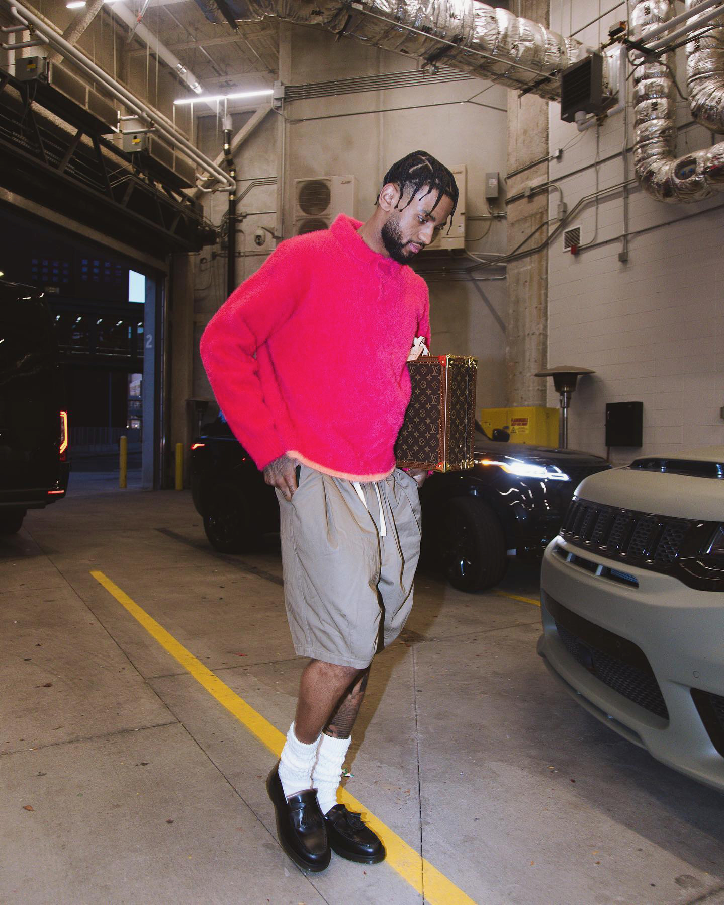 니킬 알렉산더-워커, 농구선수가 옷을 이렇게 잘입을수가🏀😎 이미지6