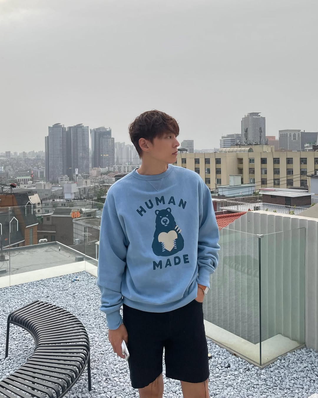 맨투맨에 반바지 갑시다🙌🏻 이미지