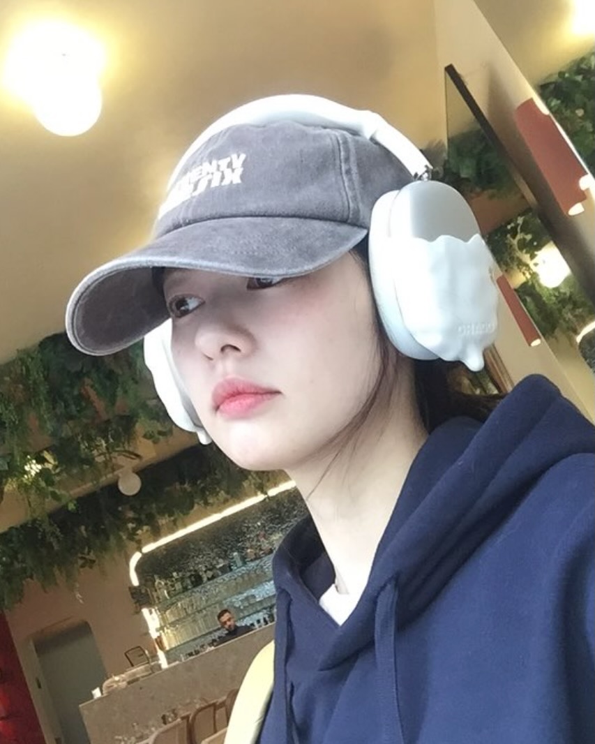셀럽들이 즐겨 쓰는🧢 알록달록 볼캡 이미지2