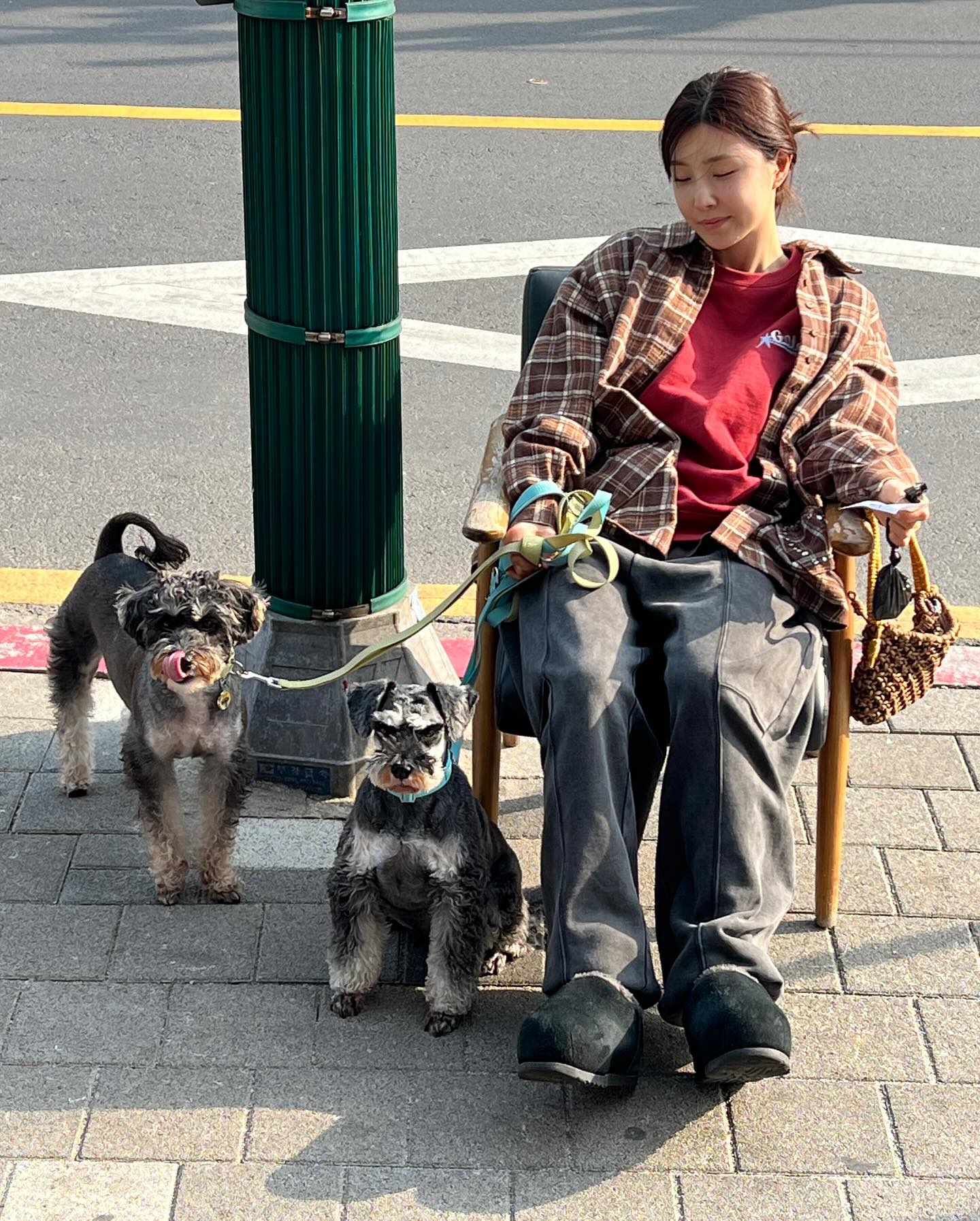 숨겨진 패션 강자 브브걸 유나🖤
꾸안꾸 힙st 여친룩은 이렇게 참고해봐✨ 이미지2