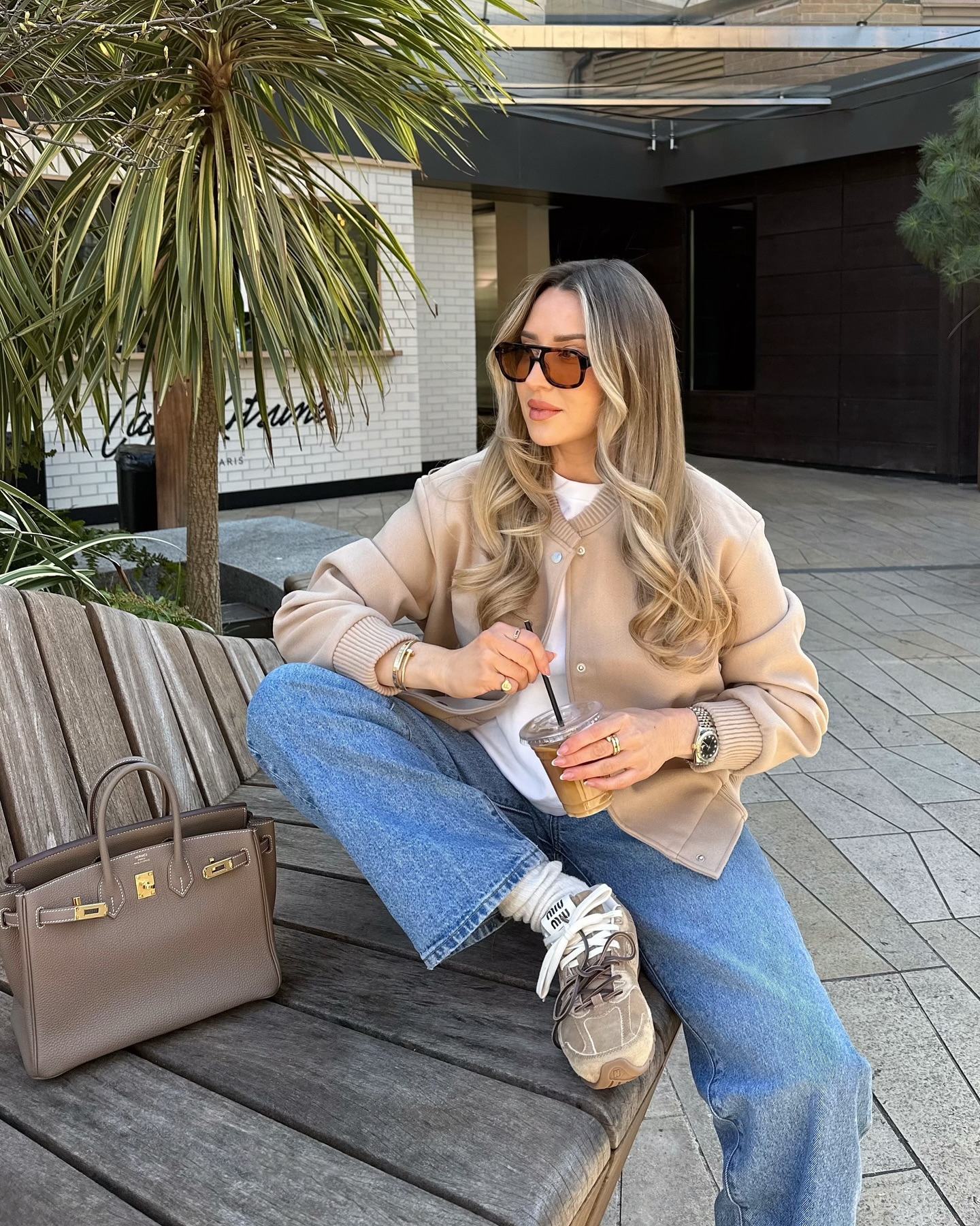 데일리 럭셔리, 뉴발란스 x 미우미우👟
뉴발 착화감에 미우미우 감성까지 더한 완성형 스니커즈💫 이미지3