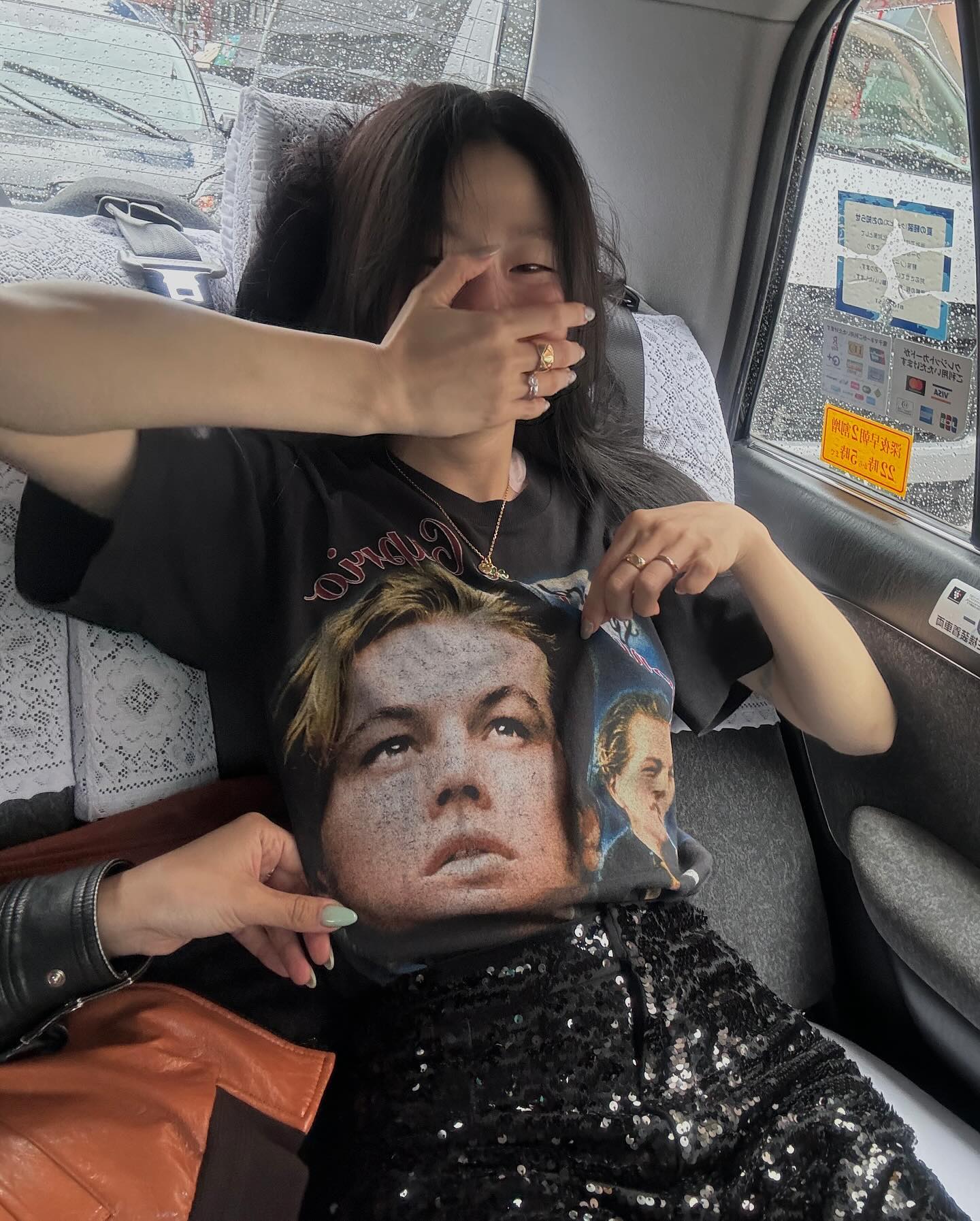 슬슬 준비하는👚프린팅 반팔티
과하지 않은 프린팅으로 포인트 주기✔️ 이미지4