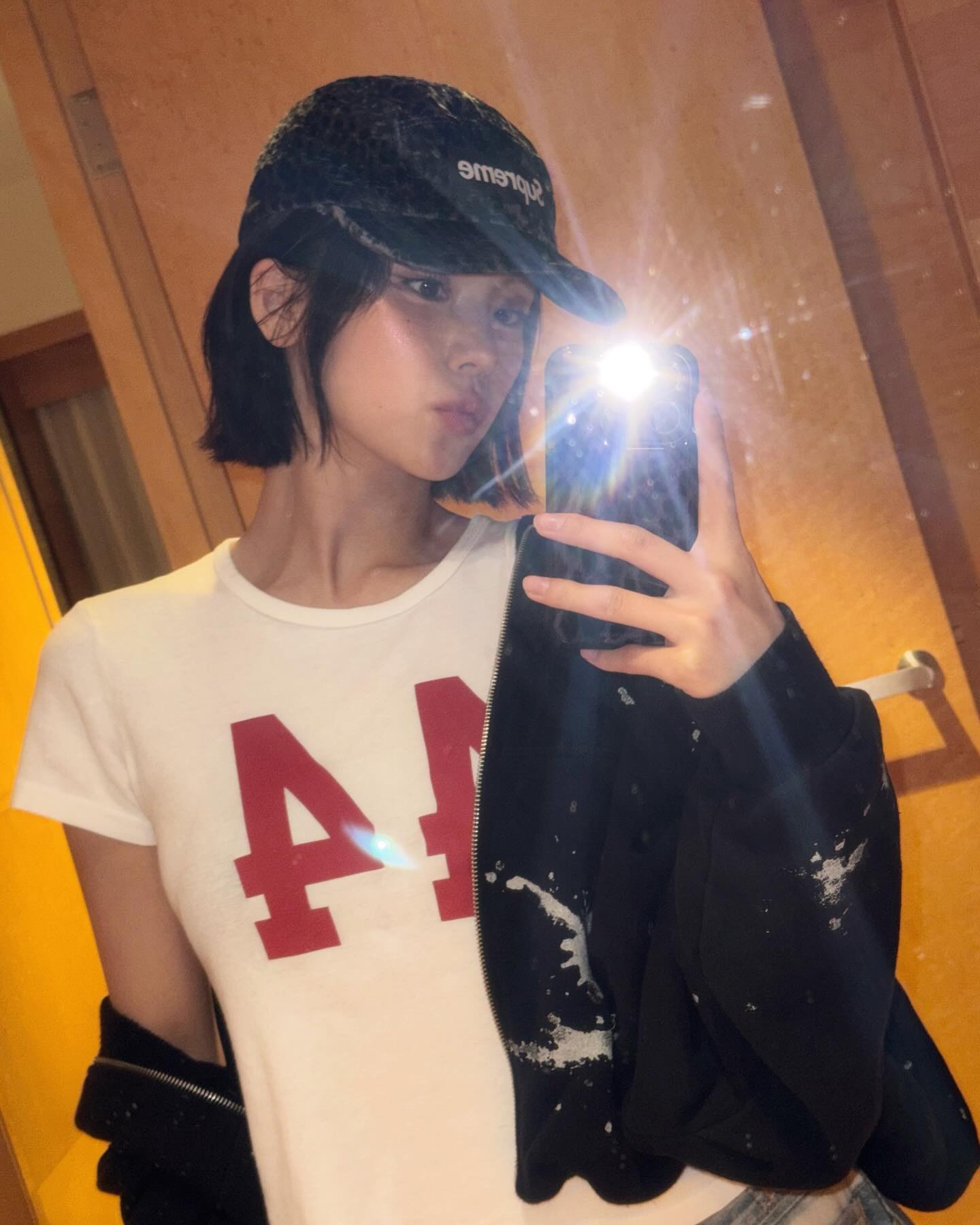 찐 AI같은 칼단발 예지🖤✨ 이미지4