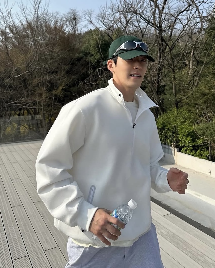 우빈형의 랄프로렌 캡 소화력🧢 이미지6