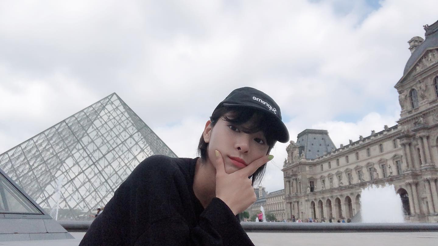 캐주얼룩 마무리는 슈프림 캠프캡🩶 이미지
