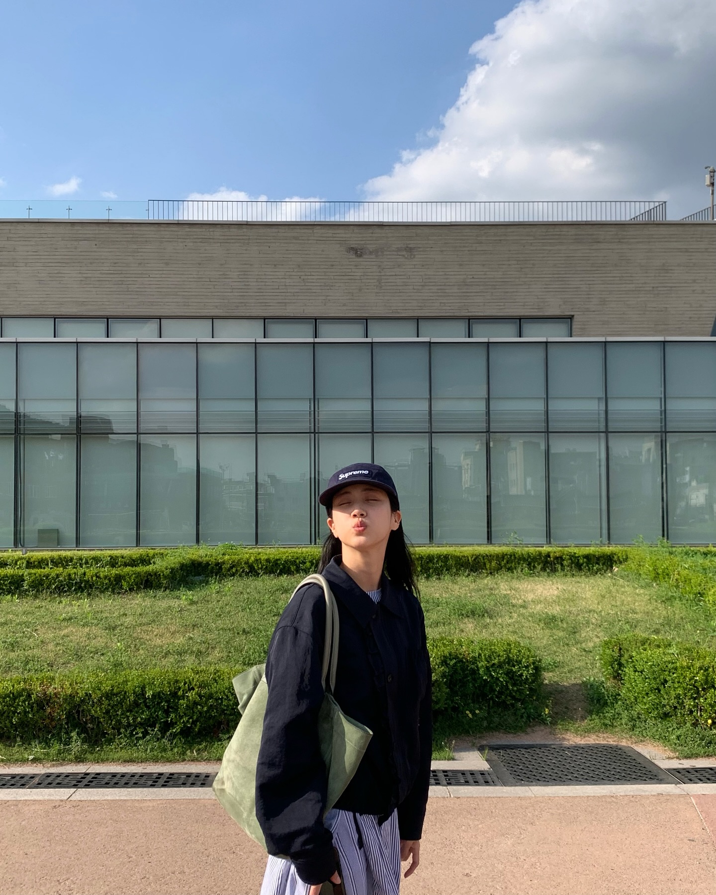캐주얼룩 마무리는 슈프림 캠프캡🩶 이미지2