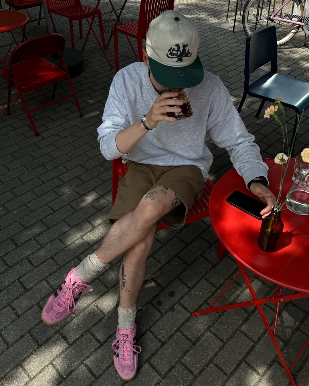 손이 자주 가는 핑크 운동화🌸 이미지1