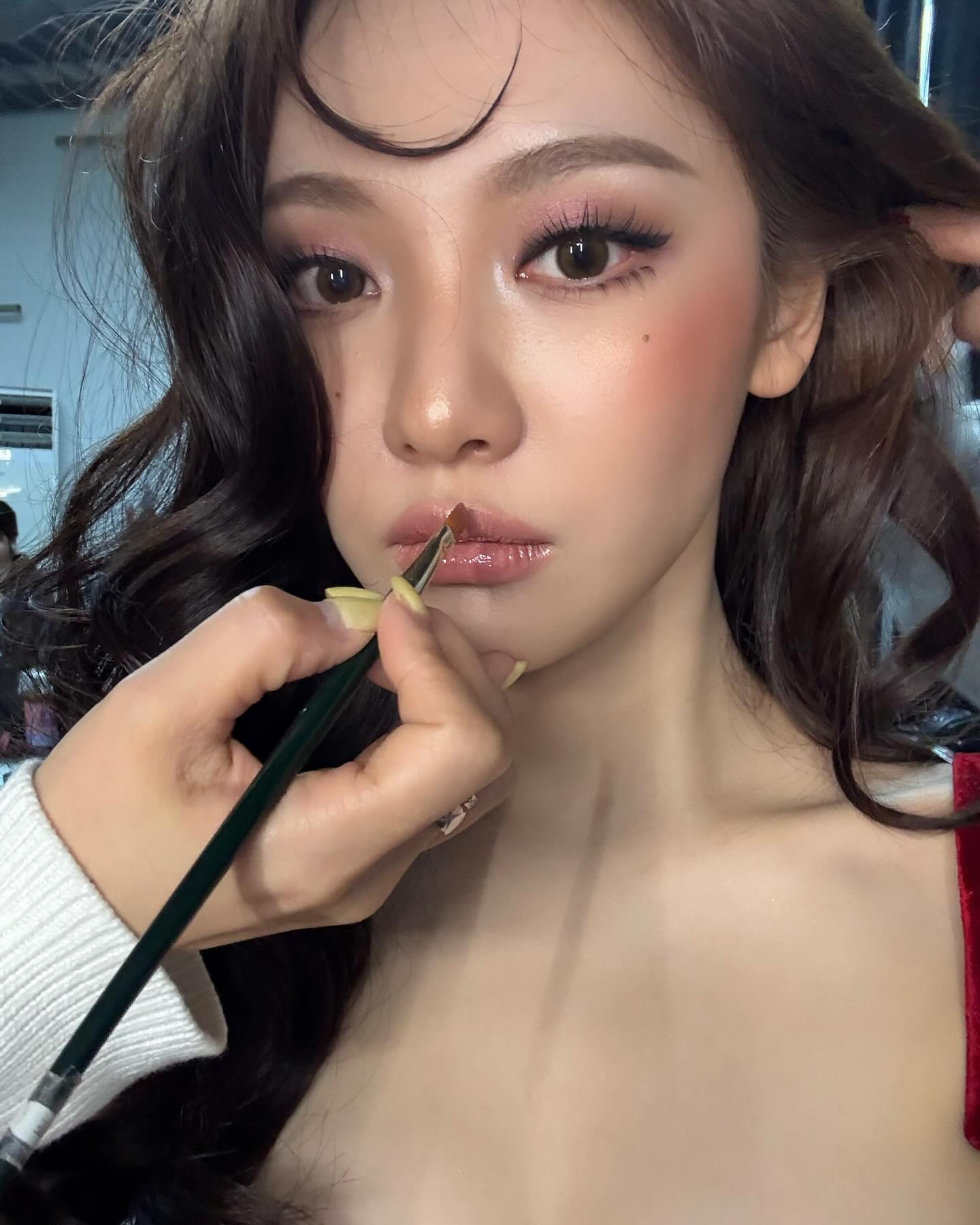 불가리 화보 속 고혹적인 닝닝❤️
진한 음영 메이크업도 찰떡이잖아🤦🏻‍♀️ 이미지7
