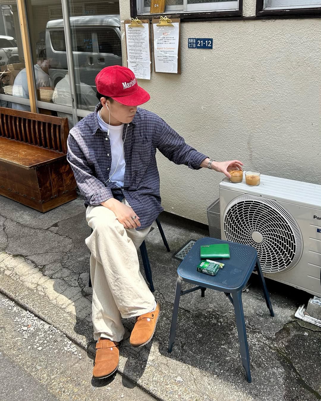 빈티지한 말보로 볼캡으로🧢 이미지