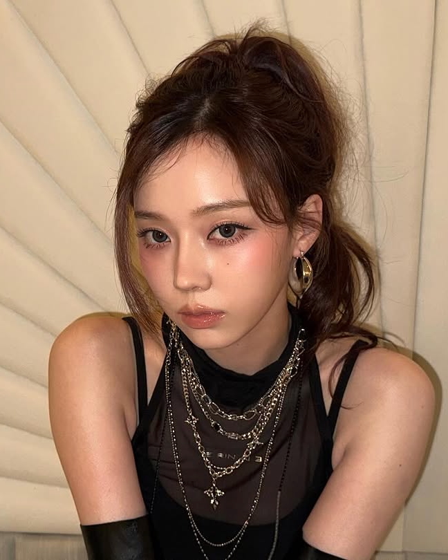 긴발 윈터도 예쁘자나👩🏻썸머인데  이미지