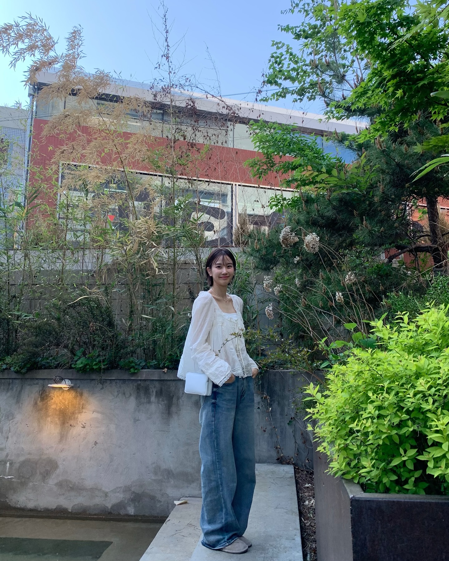 퓨어한 무드🤍💙흰청 스타일링 이미지5